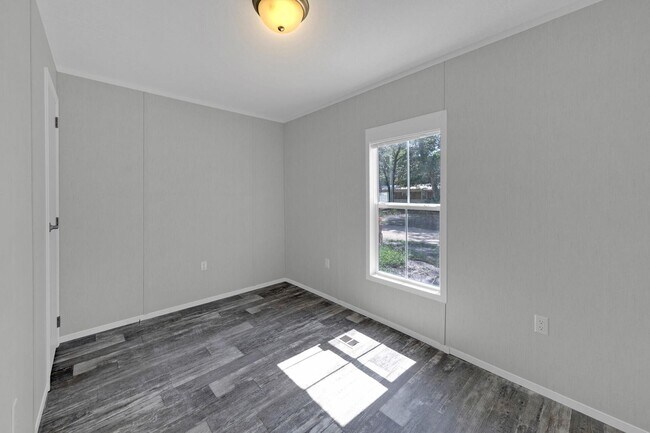 Foto del edificio - 3 Bedroom /2 Bath Mobile Home