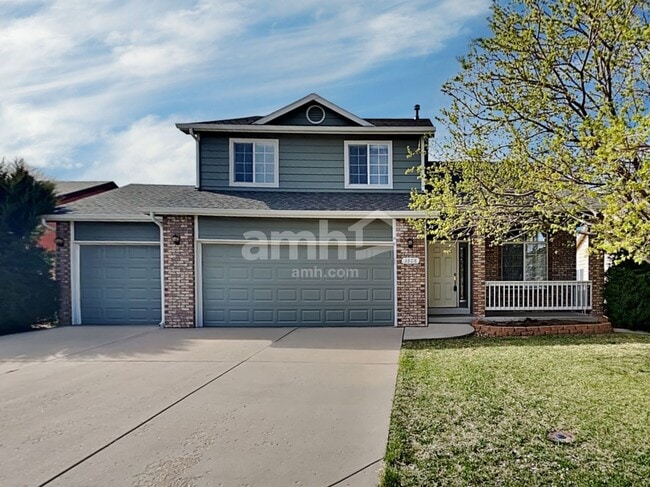 Building Photo - 3808 Ironhorse Dr