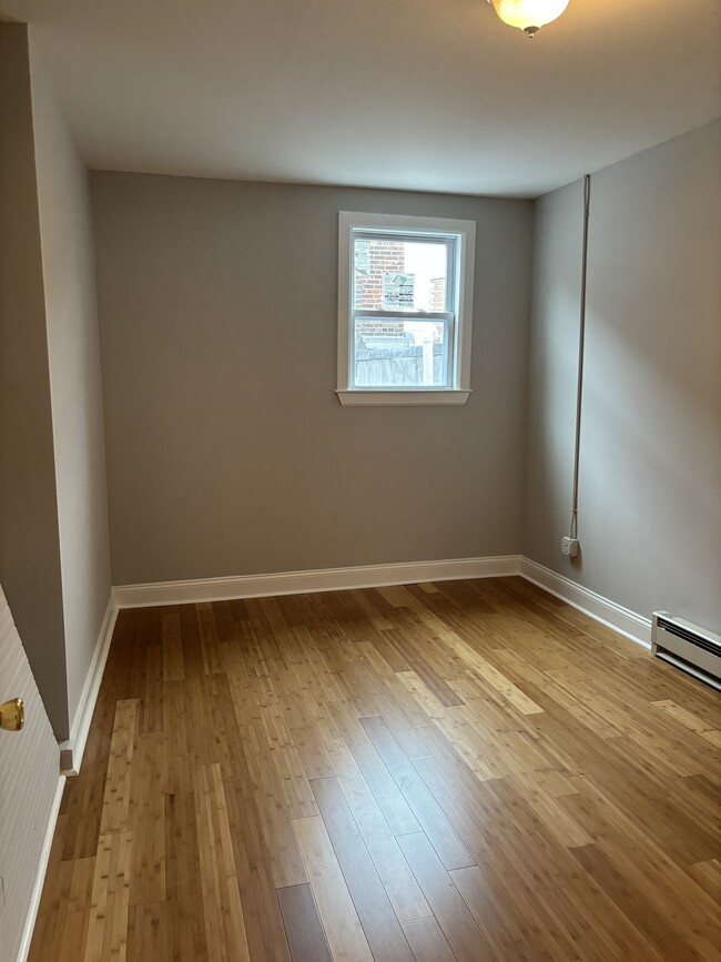 Bedroom - 50 Whitney Ave