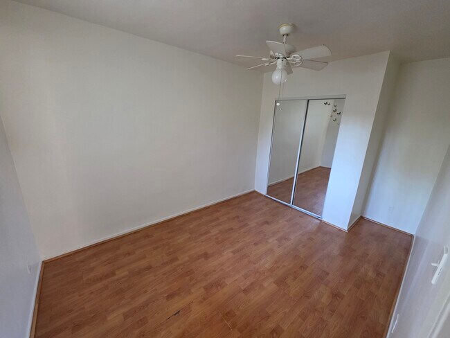 Foto del edificio - The Cloister Apartments