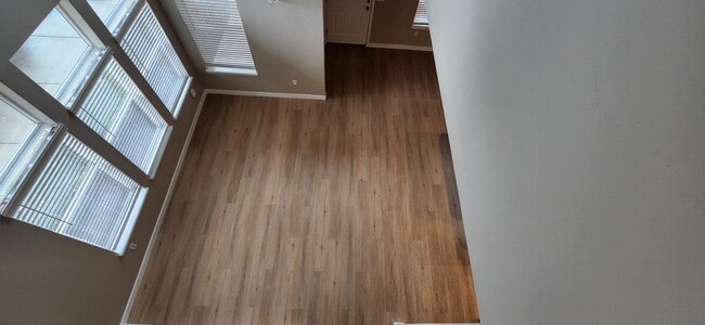 Photo - Stunning 3 Bedroom Townhome at The District!!