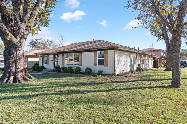 Building Photo - 400 Rustic Cir