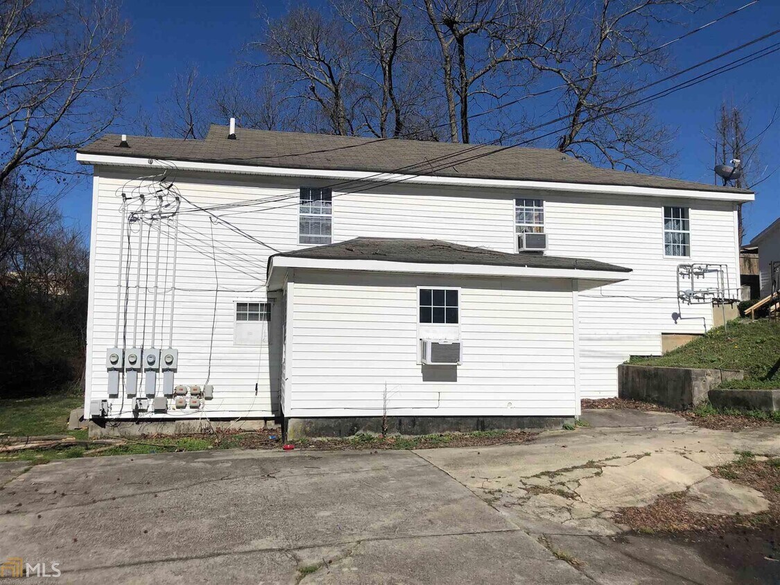 190 Chestnut St, Bremen, GA 30110 Apartment for Rent in Bremen, GA