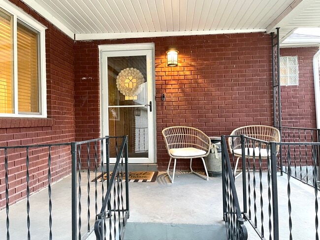 Foto del edificio - 332 E 8400 S