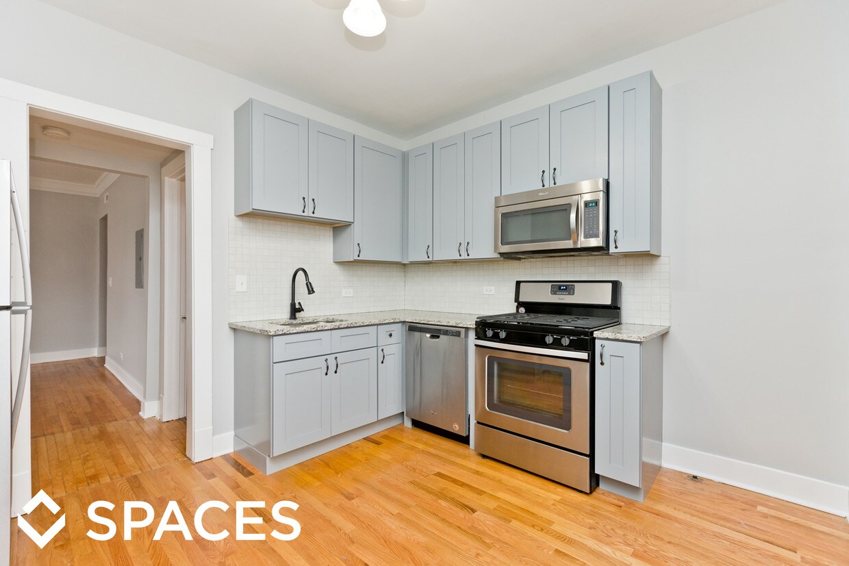 Foto principal - 1046 Chicago Ave