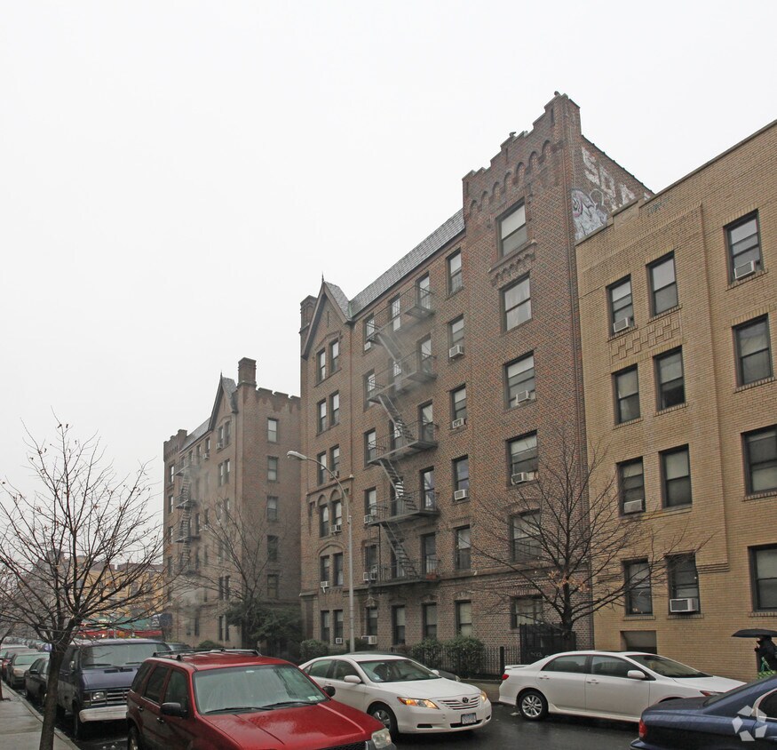 Primary Photo - 43-05 44th St