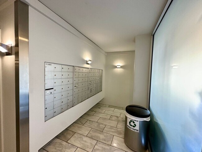 Building Photo - Furnished Studio Walking Distance to the C...