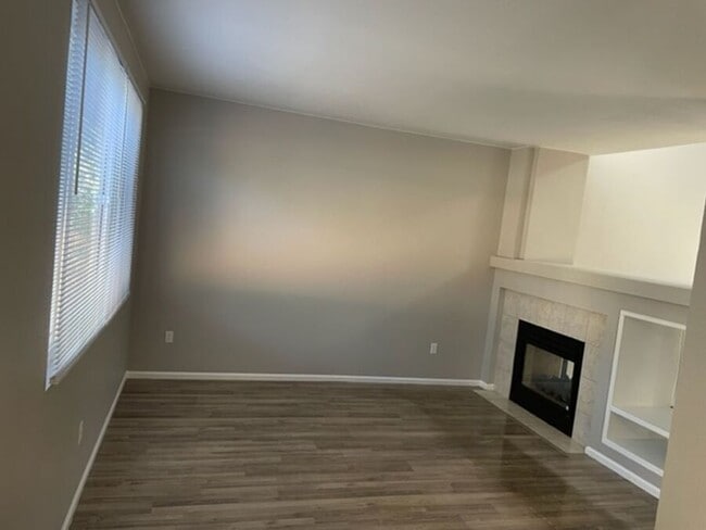 Building Photo - 5189 Mountain Air Cir
