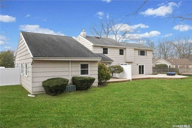 Building Photo - 20 Gamay Ct