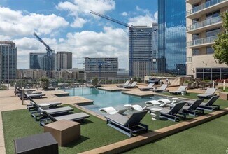 Building Photo - 1700 Cedar Springs Rd