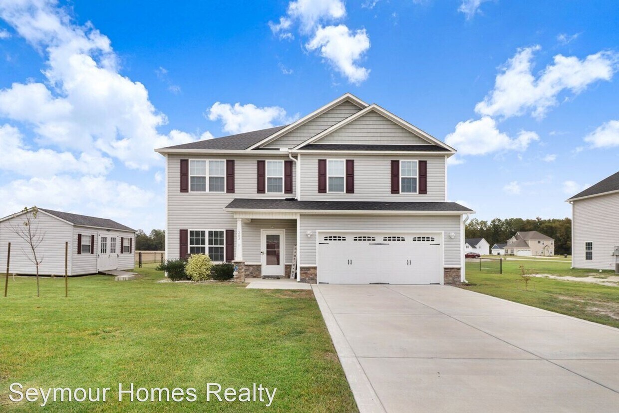 Primary Photo - 4 br, 2.5 bath House - 202 Jeter Drive