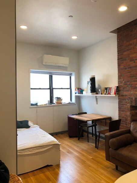 Foto principal - 152 Bowdoin St