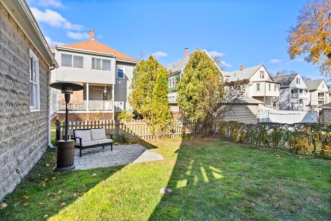 Foto del edificio - 36 Windsor St