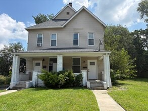 Building Photo - 1125 Churchman Ave