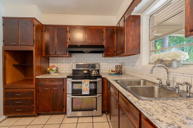 Foto del edificio - Newly Renovated 3/1.5 Home in East Columbus