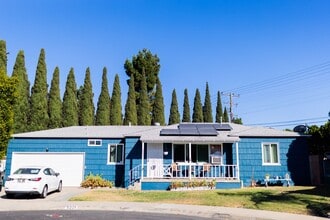 Building Photo - 5221 Rombough Pl