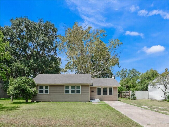 Foto del edificio - 1116 2nd St