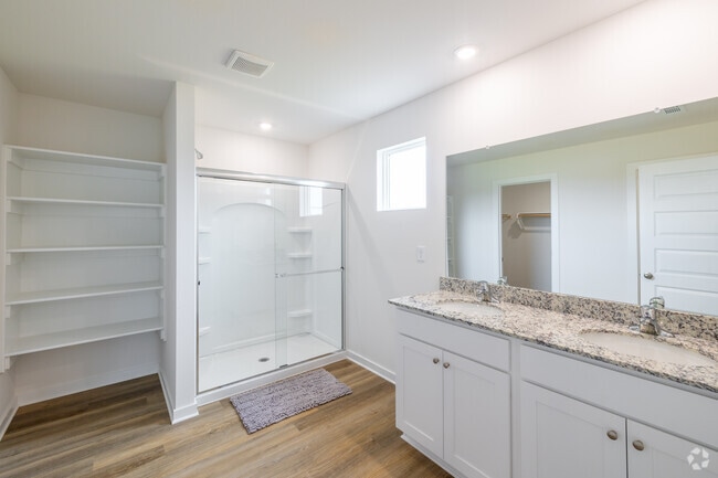 Interior Photo - Flyway Meadows