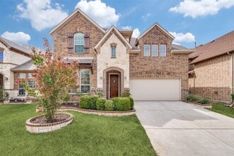 Building Photo - 10809 Grecian Dr