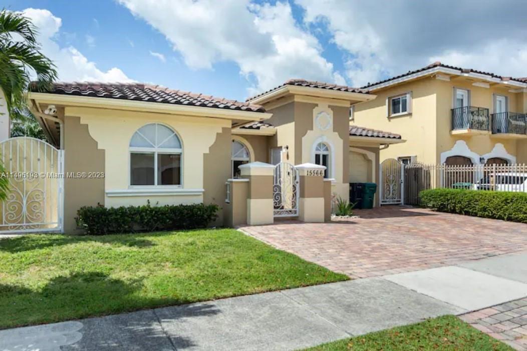 15566 SW 13th Terrace, Miami, FL 33194 House Rental in Miami, FL