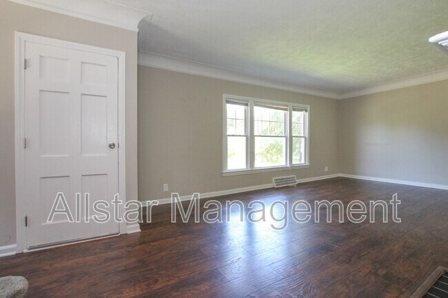 Foto del edificio - 3690 Washington Blvd