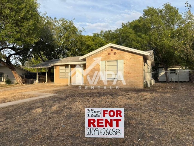 Photo - 6514 Mossledge Dr House