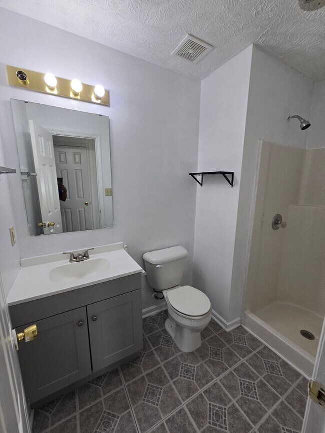 Building Photo - 190 Bahia Ln