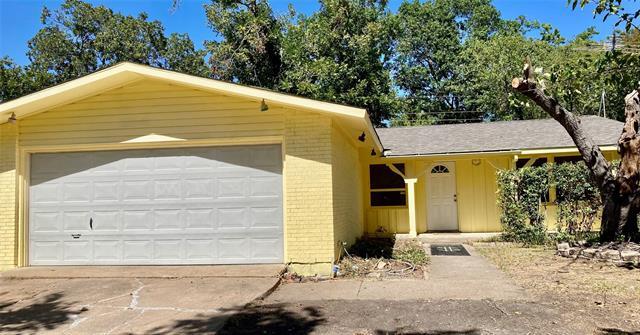 Building Photo - 804 Loganwood Ave