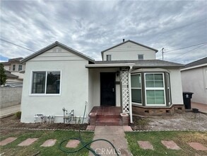 Building Photo - 3213 Delta Ave