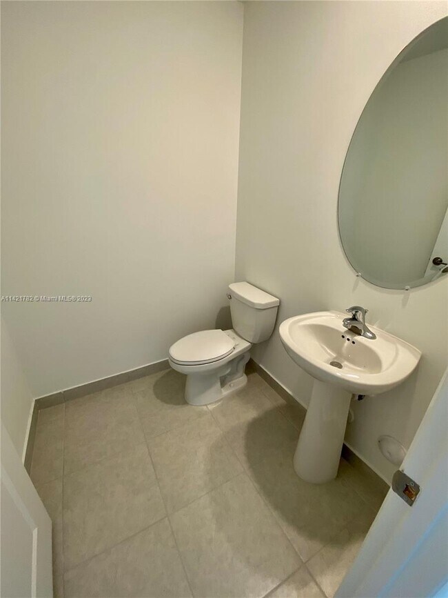 Foto del edificio - 4666 NW 120th Way