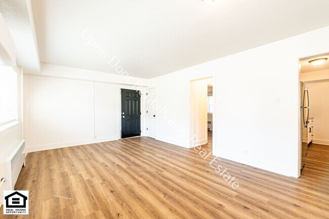 Foto del edificio - 1823 Griswold Dr