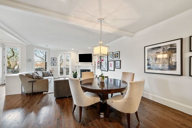 Foto del edificio - 408 Beacon St