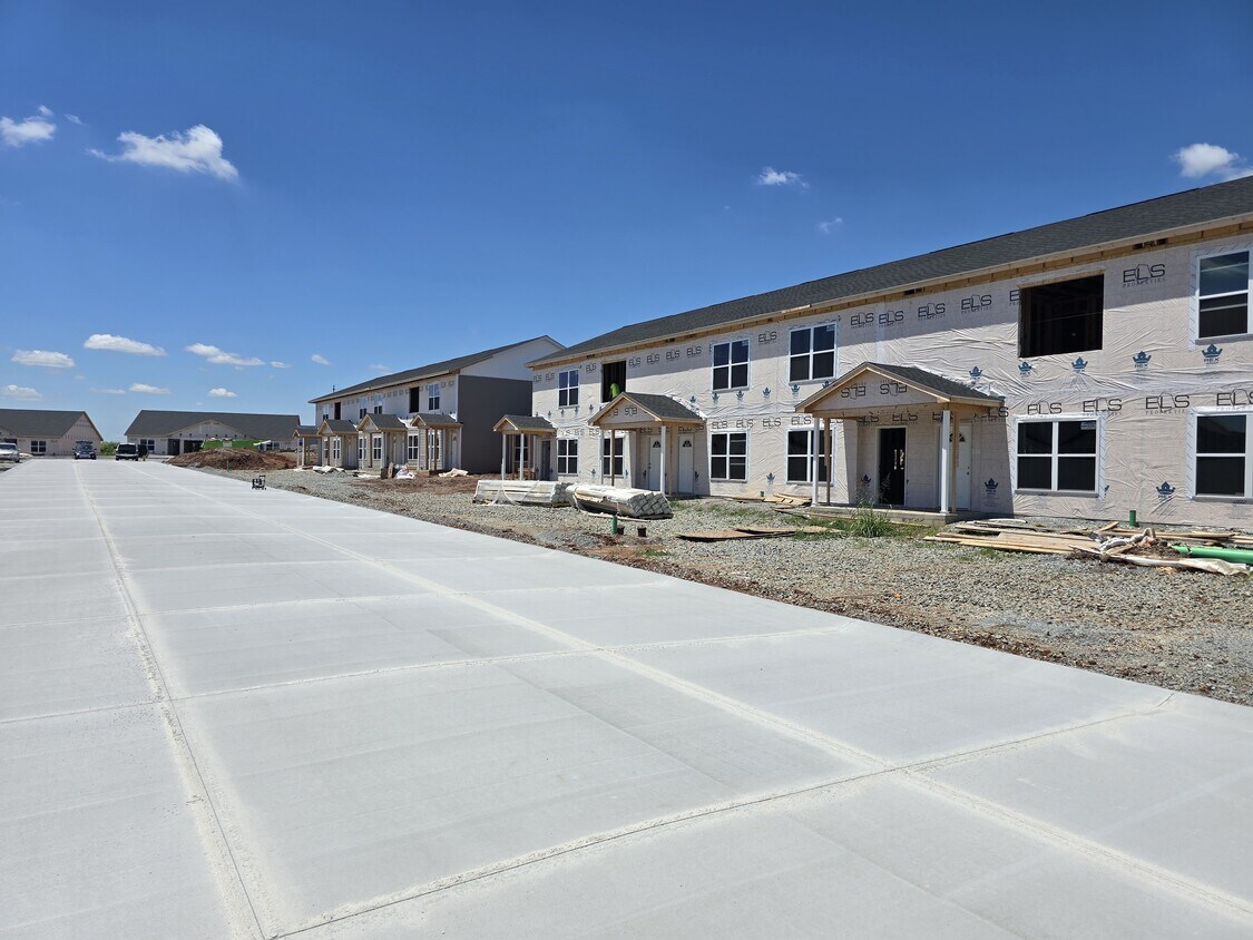 Icon Townhomes Townhomes for Rent Farmington, MO