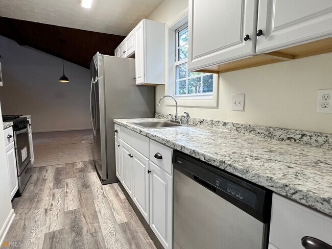 Building Photo - 103 Bluebell Ct