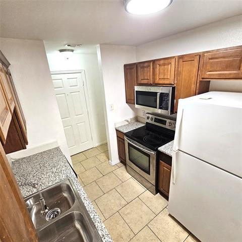 Foto del edificio - 1810 Wiseman Ave