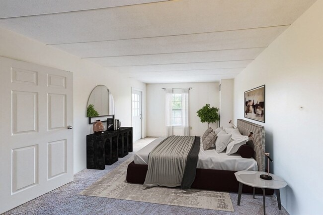 Building Photo - 100 Boatswains Wy