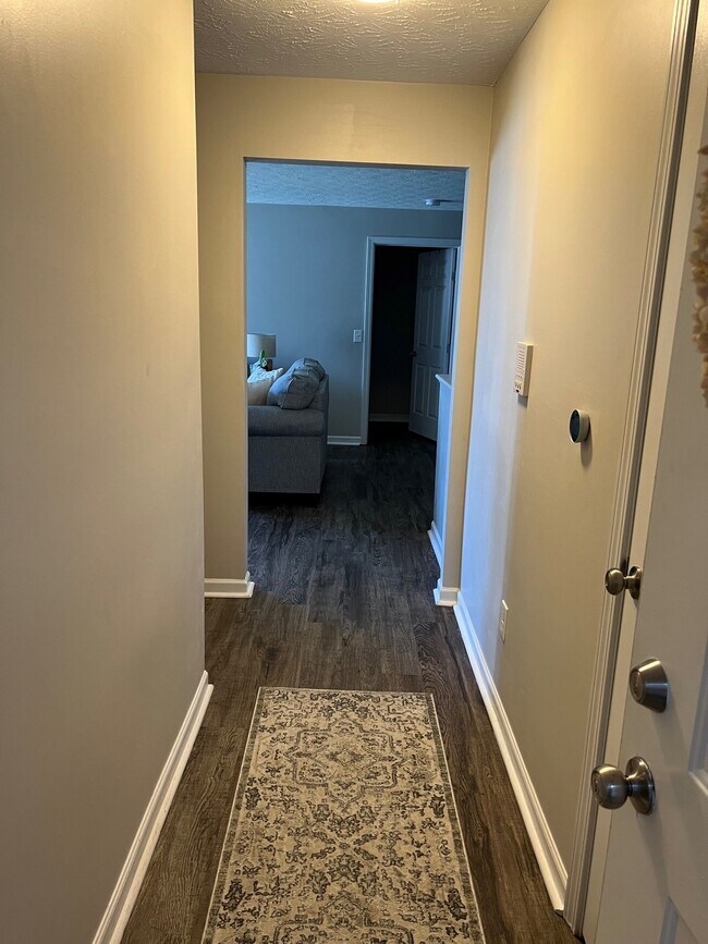 636 Friars Ln Unit 5, Florence, KY 41042 Condo for Rent in Florence, KY