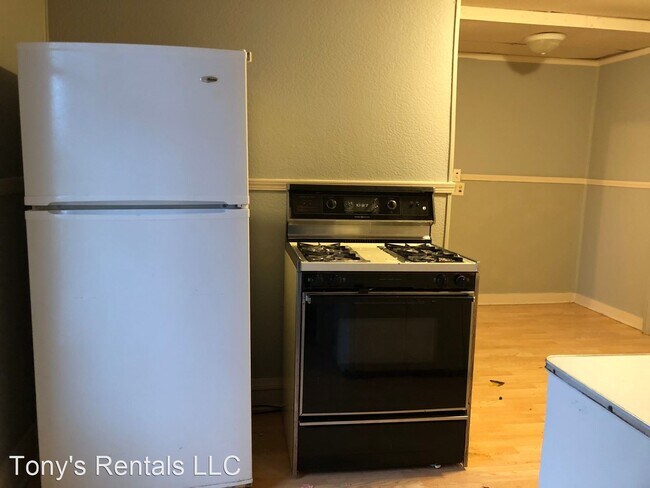 Foto del edificio - 3 br, 1 bath House - 230 Polk Street