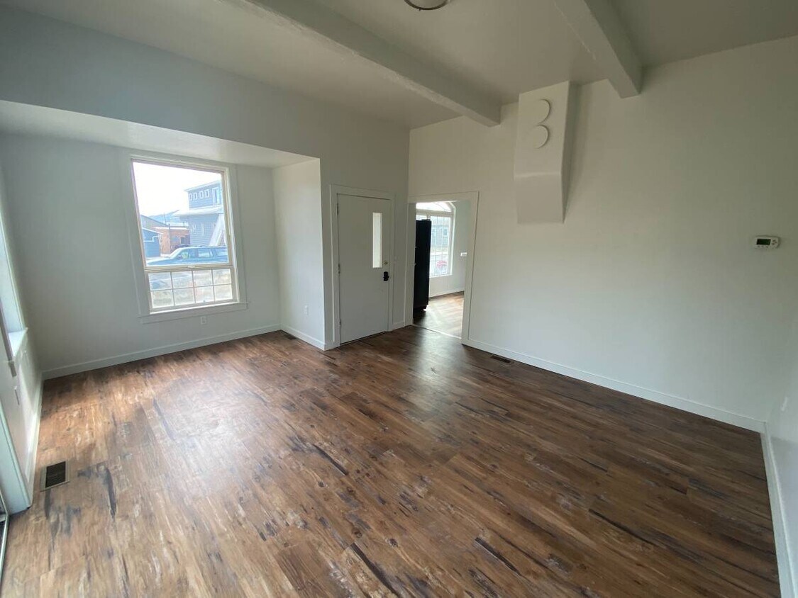 1135 Farrell St, Butte, MT 59701 House Rental in Butte, MT