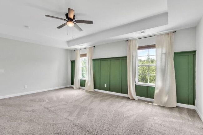 Building Photo - Charming 4-Bed Retreat with Fireplace – Spacious 2631 Sq Ft in Easley, SC, Zoned for Wren Schools