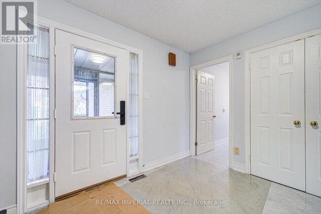 Building Photo - 36 Marlena Dr
