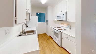 Building Photo - 475 Ignacio Blvd