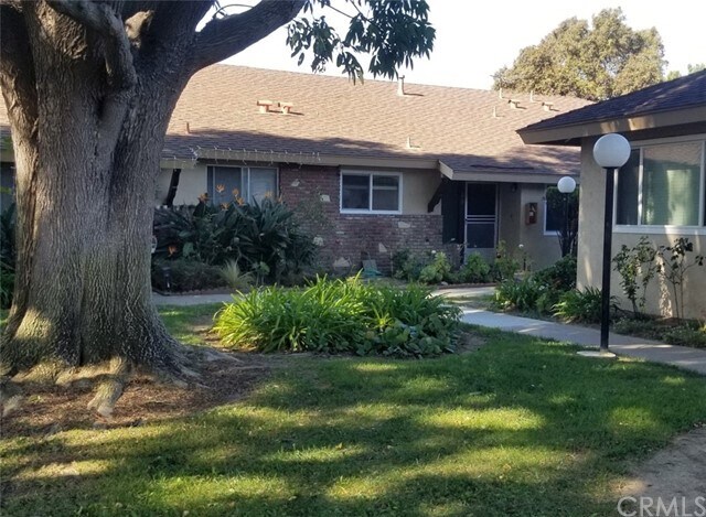 Foto principal - 1919 Sherry Ln