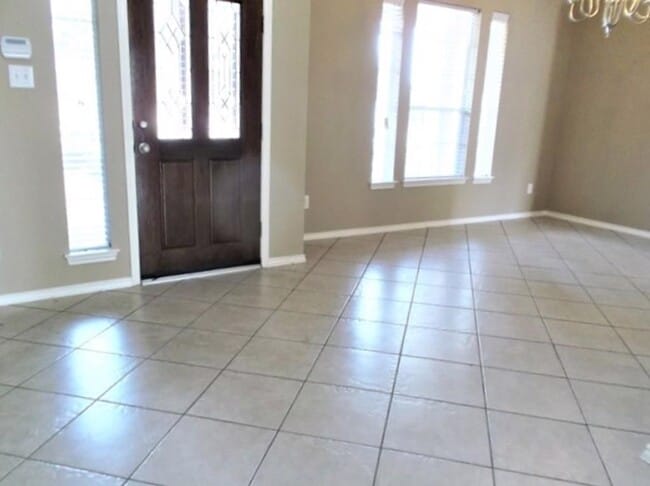 Building Photo - 2908 Fountain Brook Ct