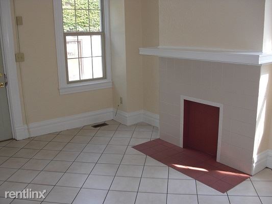 Building Photo - 237 Spahr St