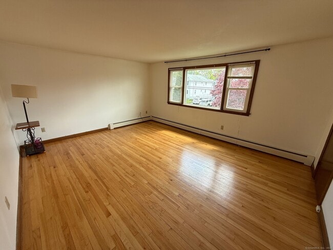 Building Photo - 147 Overlook Ave