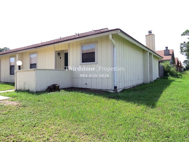 Foto del edificio - 1324 Jefferson Ave APT D, Orange Park, FL ...
