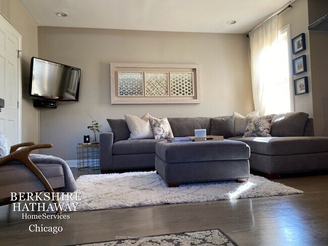 Foto del edificio - 1336 N Artesian Avenue