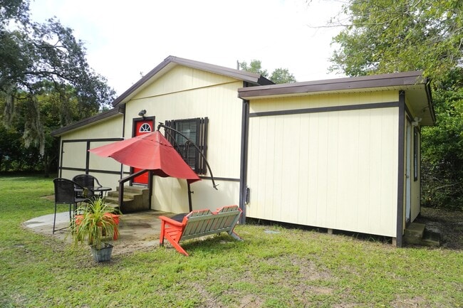 Building Photo - 1420 Carol Lee St