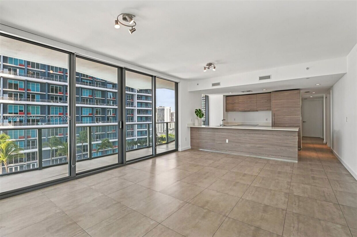 Photo - 1300 South Miami Avenue Apt #1706, Miami, FL 33130 - 3 BR 2.5 BA condo